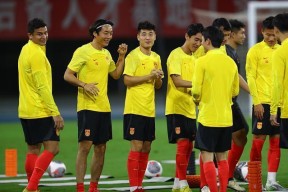 关于塞北雷霆队鏖战滇池金雕队，摔跤友谊赛守住胜果，替补奇兵立功。球迷期待下一战的信息