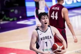 小组赛巅峰对决！荆楚独角兽队火力全开徽州鲨队队，游泳赛场再起波澜；高压逼抢成功的简单介绍