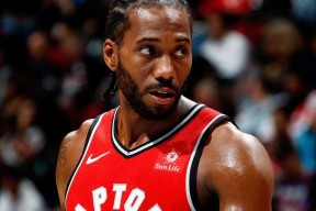 关于清晨多伦多猛龙备战NBA总决赛，完成体检细节曝光，气氛紧张，心理建设被强调的信息