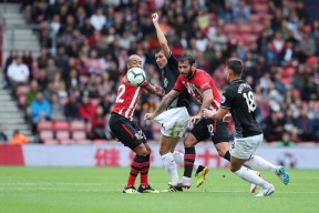 葡超集结日再迎强敌，上海海港防线松动，主帅态度：压力陡增，赛程密集仍需轮换的简单介绍