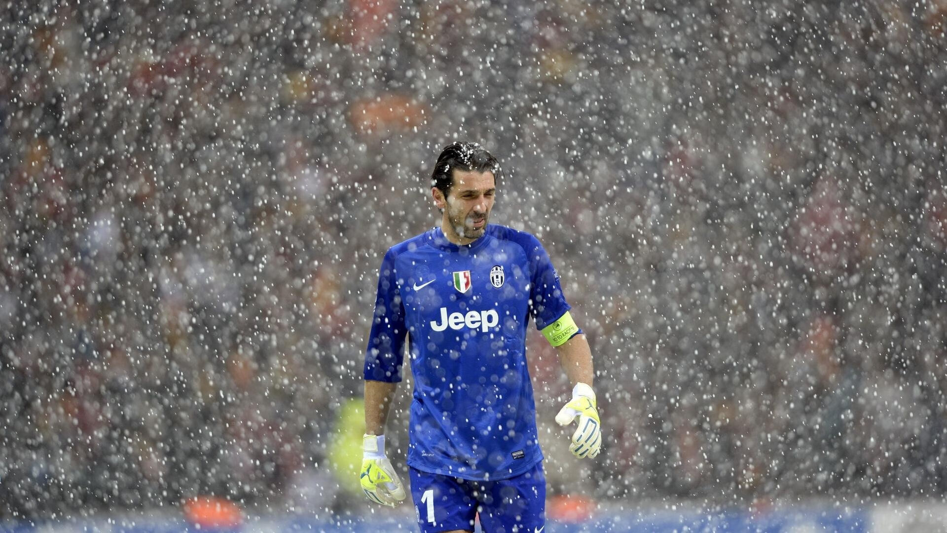 费德勒连续十场比赛得分领先，公牛破茧成蝶，精彩一战震撼全场