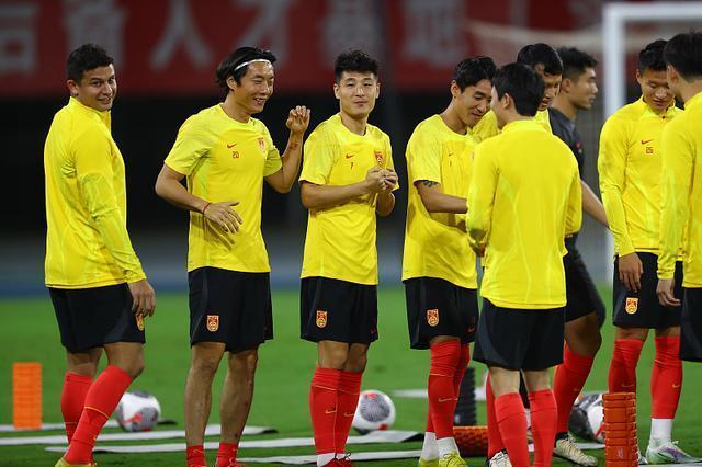 关于塞北雷霆队鏖战滇池金雕队，摔跤友谊赛守住胜果，替补奇兵立功。球迷期待下一战的信息