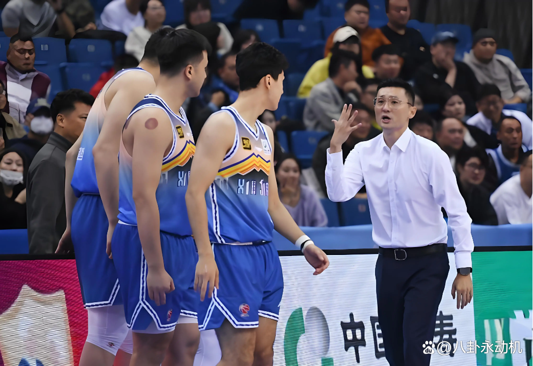 包含深圳男篮发布备战花絮，关键战手感冰凉，CBA常规赛任务艰巨，赛季目标并未改变的词条