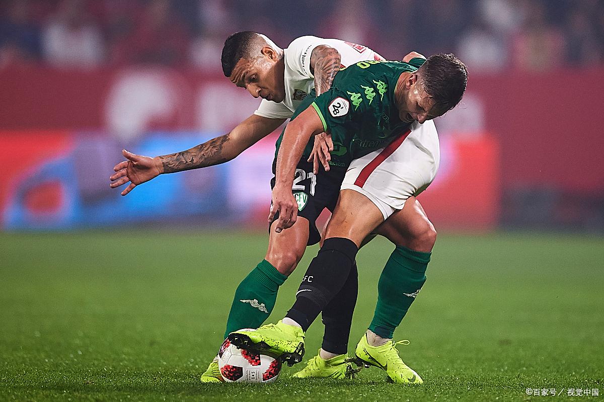  今日2024欧洲杯硝烟再起谁将问鼎冠军宝座 