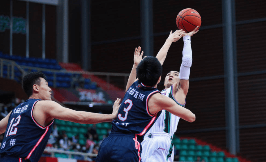  曼联官宣冬窗离队第13人 